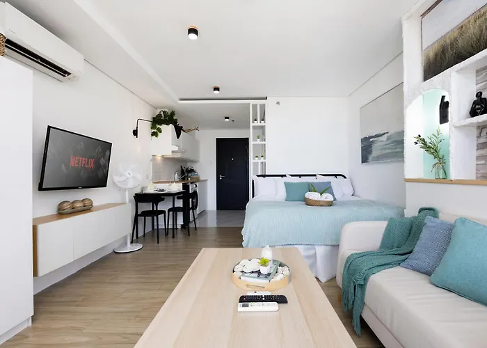 Island Greek Aparthotel